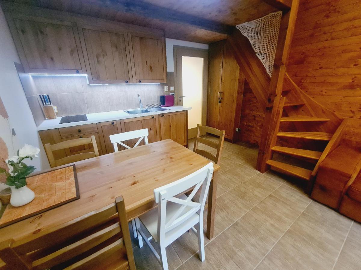 Cihlarka - Lisci Doupe 110 Apartment Pec pod Snezkou Luaran gambar